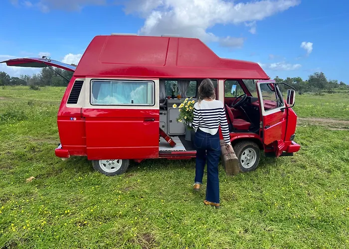 Lyxtält Rent A Blue Classics' S Campervan For Your Road Trip In -volkswagen T3 Portimão